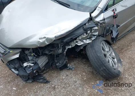 2015 Lexus Nx 200T z USA, uszkodzony, nr VIN JTJYARBZ7F2007716